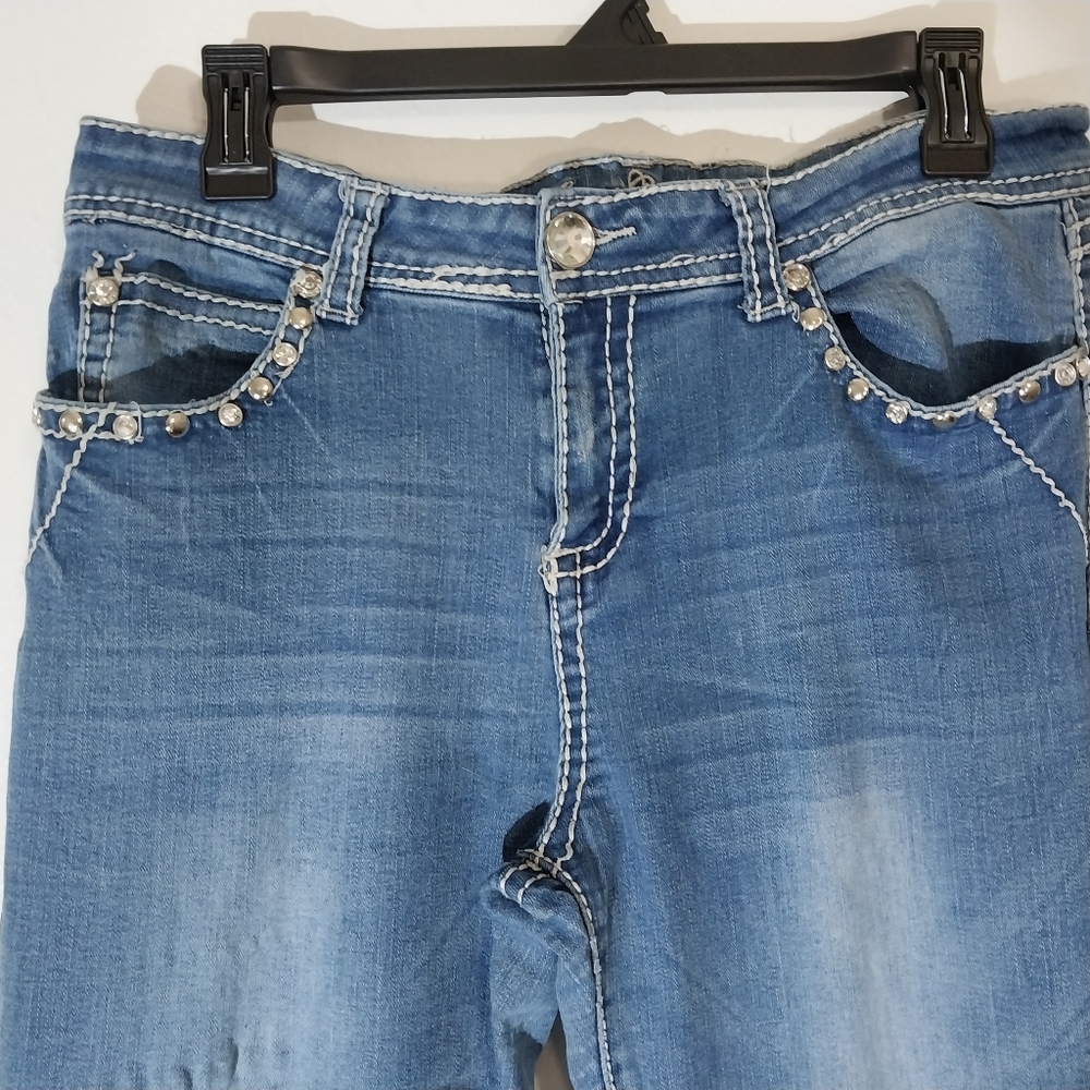 Women's Sexy Couture Jeans Size 13 (waist) 32x34 Distressed Blue